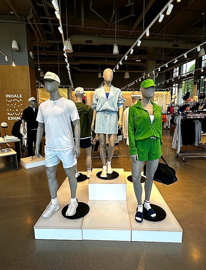 Mannequin Styling — photo 2